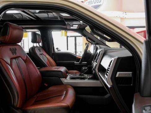 Used 2018 Ford F150 King Ranch w/ Equipment Group 601A Luxury AWD/4WD image 36