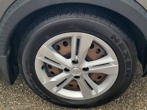 Certified 2020 Nissan Kicks S FWD image 7