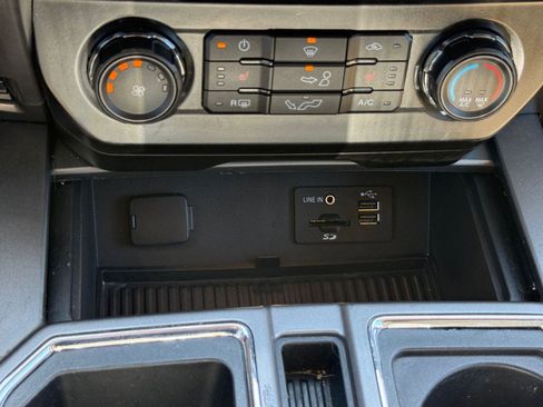 Used 2015 Ford F150 XLT w/ Equipment Group 302A Luxury image 26