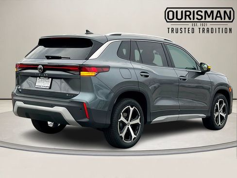 New 2026 Volkswagen Tiguan SE image 3