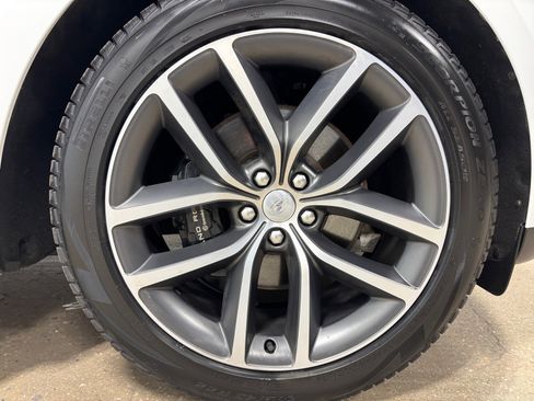 Used 2023 Land Rover Range Rover Sport SE AWD/4WD image 11