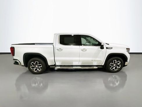 New 2026 GMC Sierra 1500 SLT RWD image 8