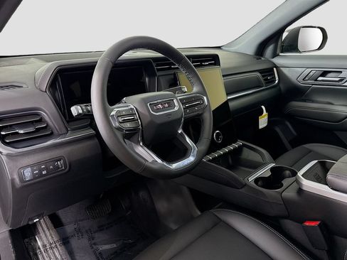 New 2026 GMC Terrain Elevation w/ Elevation Premium Package AWD/4WD image 9