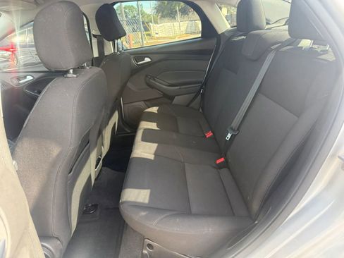 Used 2016 Ford Focus SE image 11