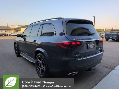 Used 2025 Mercedes-Benz GLS 450 4MATIC image 5