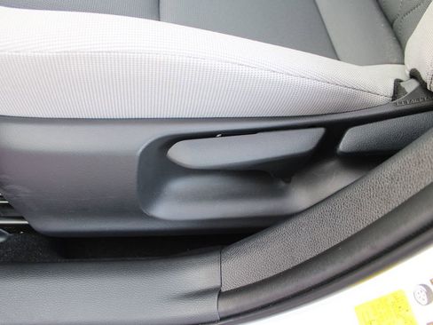 Used 2024 Toyota Corolla LE image 25