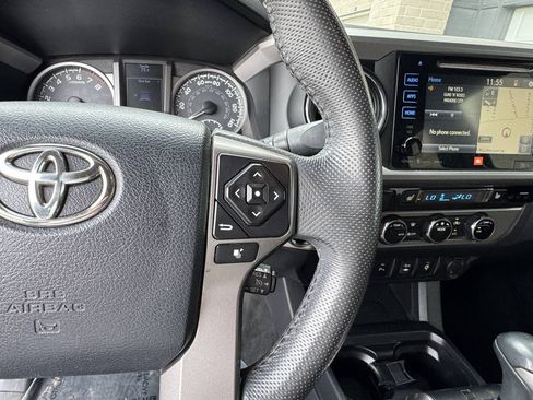 Used 2017 Toyota Tacoma Limited w/ Tow Package AWD/4WD image 24