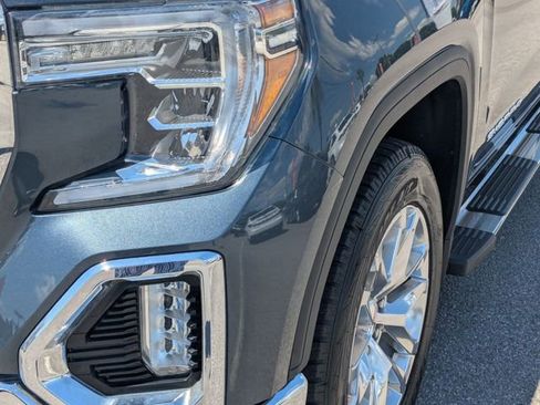 Used 2019 GMC Sierra 1500 SLT w/ SLT Premium Package RWD image 9