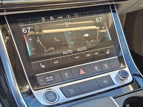 Used 2022 Audi Q7 Premium Plus image 29