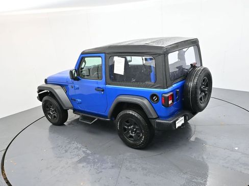 Used 2025 Jeep Wrangler Sport image 22