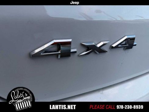 New 2026 Jeep Compass Limited w/ Sun, Sound & Navigation Group AWD/4WD image 27