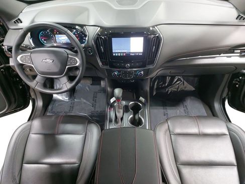 Used 2023 Chevrolet Traverse RS AWD/4WD image 9