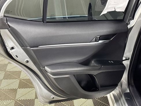 Used 2020 Toyota Camry XSE w/ Navigation Package FWD image 20