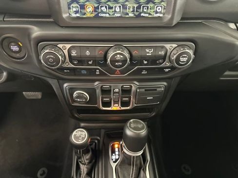 Used 2023 Jeep Wrangler Unlimited Sahara w/ Cold Weather Group image 23