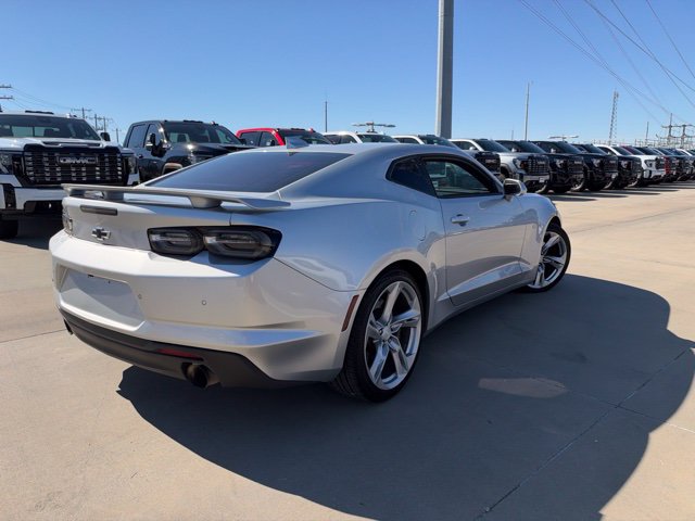 Used 2019 Chevrolet Camaro SS RWD image 4