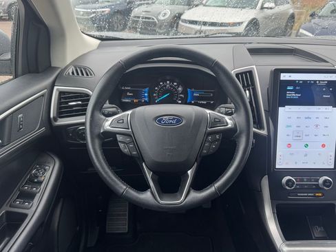 Used 2022 Ford Edge SEL w/ Convenience Package AWD/4WD image 10