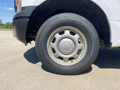 Used 2020 Ford F150 XL image 9