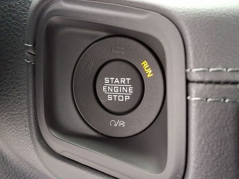 New 2026 Jeep Gladiator Mojave image 14