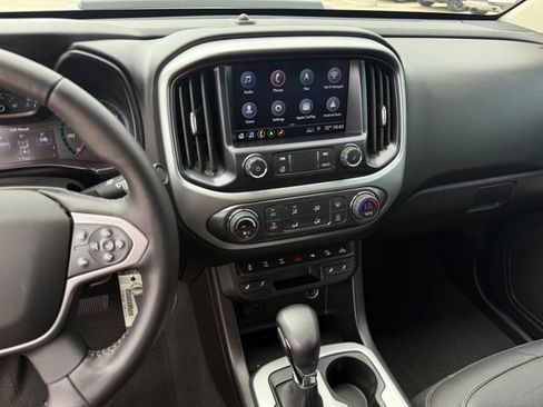 Used 2022 Chevrolet Colorado ZR2 AWD/4WD image 19