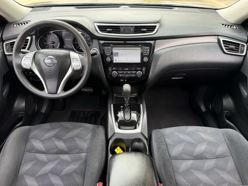 Used 2014 Nissan Rogue SV w/ SV Premium Package FWD image 25