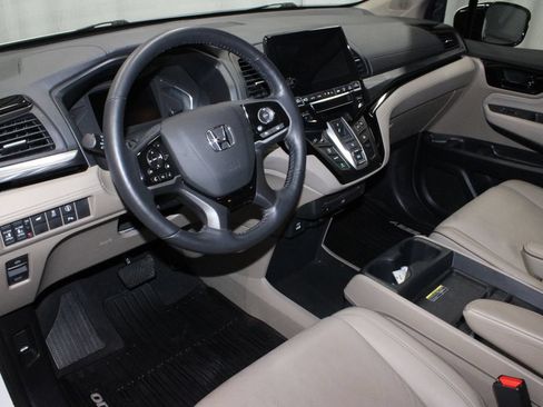 Used 2023 Honda Odyssey Elite image 25