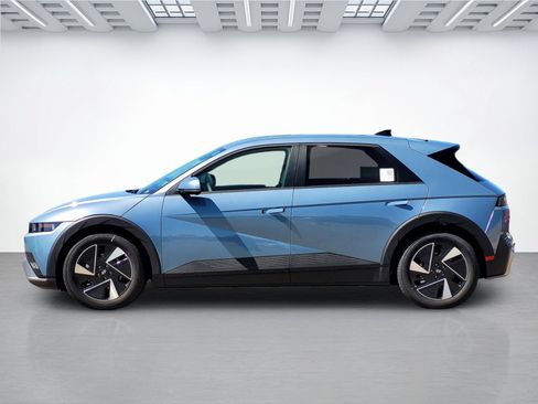 New 2026 Hyundai Ioniq 5 SEL RWD image 7
