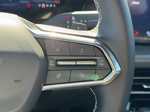 New 2026 Chevrolet Traverse LT w/ Sun and Wheel Package FWD image 22