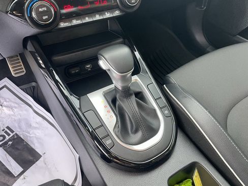 Certified 2024 Kia Forte GT-Line image 17