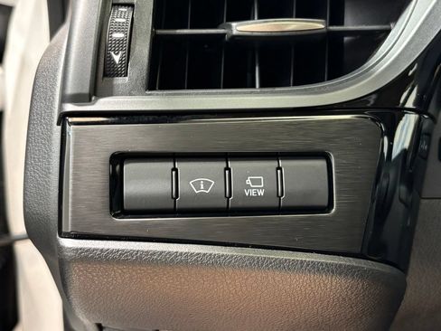 Used 2024 Lexus ES 300h w/ Technology Package FWD image 14