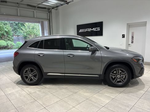 Used 2026 Mercedes-Benz GLA 250 4MATIC image 3