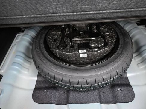 Certified 2025 Kia Seltos EX AWD/4WD image 23