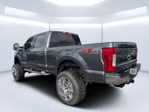 Used 2019 Ford F250 XLT w/ XLT Value Package AWD/4WD image 5