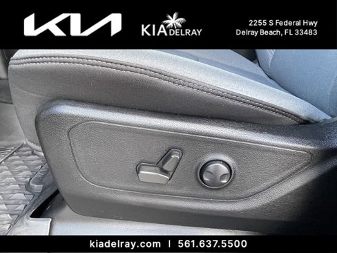 Used 2022 RAM 1500 Big Horn image 18