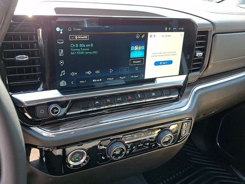 Certified 2024 Chevrolet Silverado 1500 LT AWD/4WD image 14