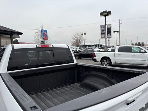 Used 2025 RAM 1500 Laramie image 10