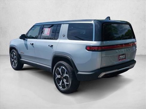 Used 2023 Rivian R1S Adventure AWD/4WD image 8