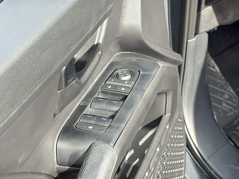 New 2026 Toyota Tacoma SR image 9