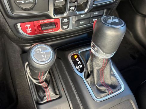 Used 2021 Jeep Wrangler Unlimited Rubicon image 16