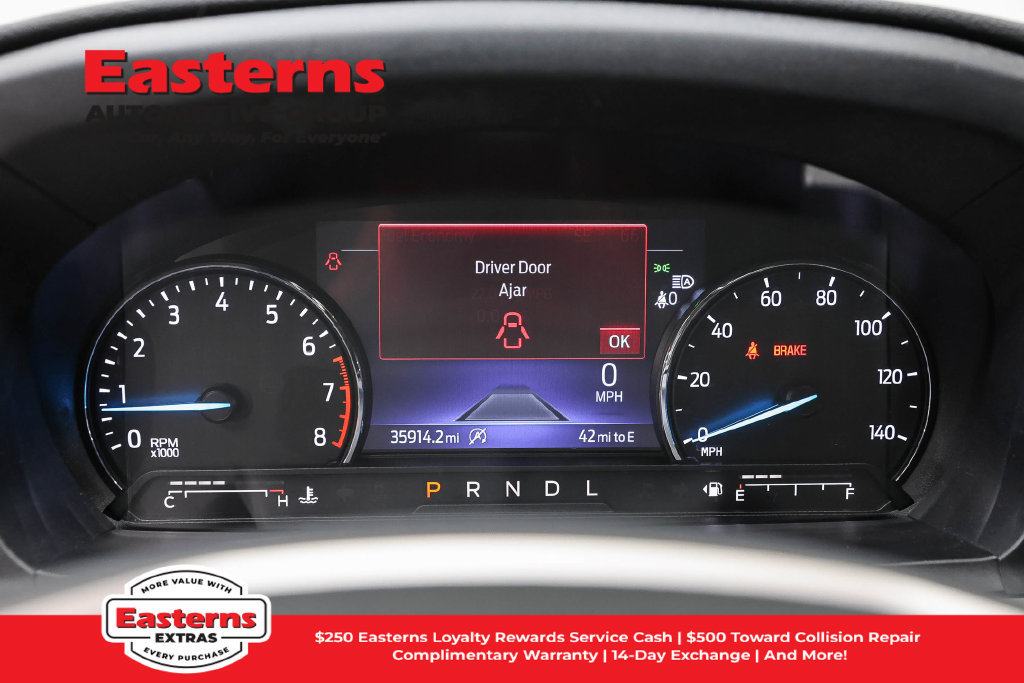 Used 2023 Ford Explorer XLT w/ Equipment Group 202A AWD/4WD image 19