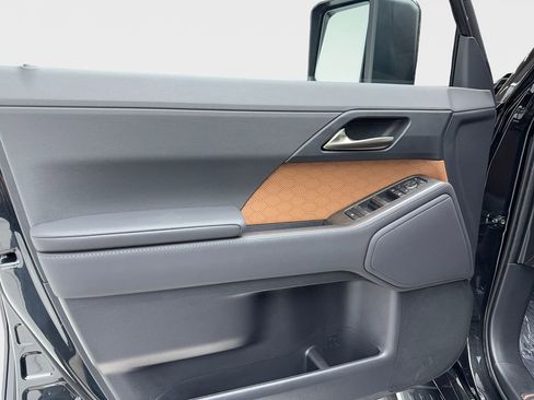 Used 2026 Lexus GX 550 w/ Accessory Package (2T) image 65