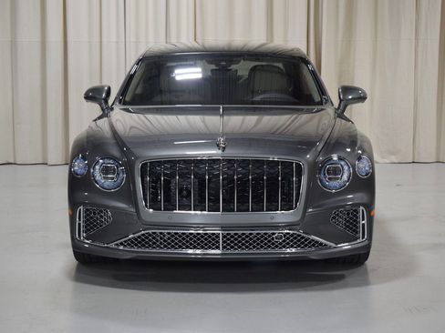 New 2026 Bentley Flying Spur Plug-In Hybrid AWD/4WD image 11