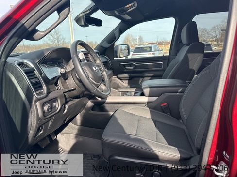 Used 2023 RAM 1500 Big Horn image 7