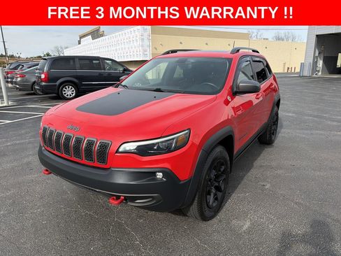 Used 2019 Jeep Cherokee Trailhawk AWD/4WD image 27