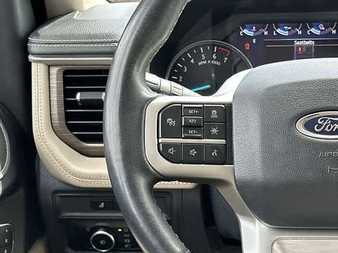Used 2024 Ford Expedition Max Limited RWD image 9