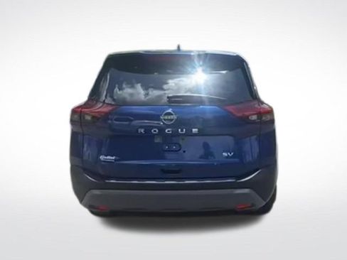 Used 2022 Nissan Rogue SV FWD image 6