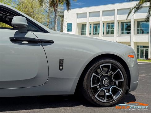 Used 2018 Rolls-Royce Wraith RWD image 66