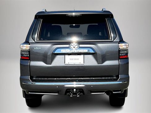 Used 2022 Toyota 4Runner Limited image 7