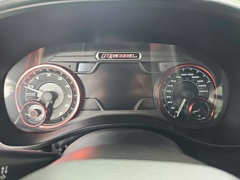 Used 2019 RAM 1500 Rebel AWD/4WD image 13