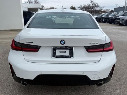 Used 2023 BMW 330i xDrive Sedan w/ M Sport Package image 4