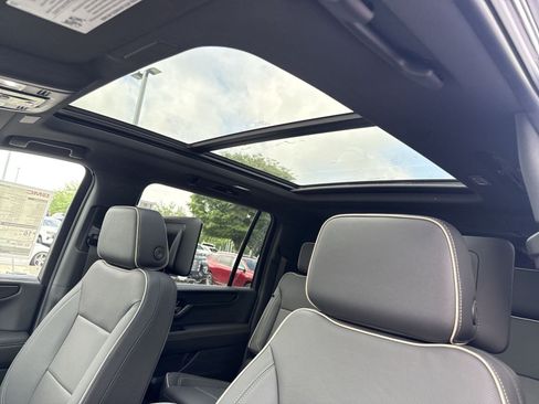 New 2026 GMC Yukon XL Elevation w/ Elevation Premium Package AWD/4WD image 18